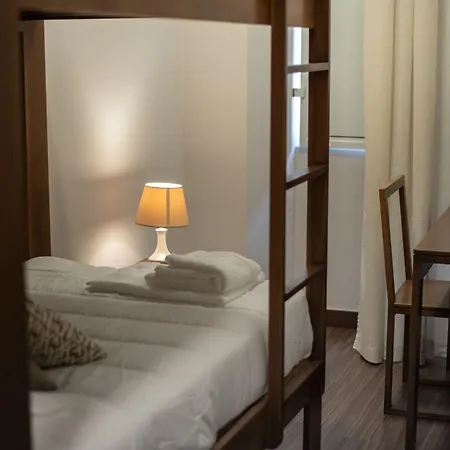 Casa Do Teatro 招待所 蓬塔德尔加达