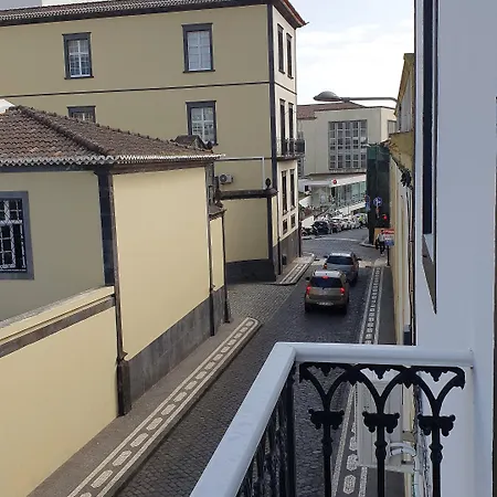 Casa Do Teatro 招待所 2*