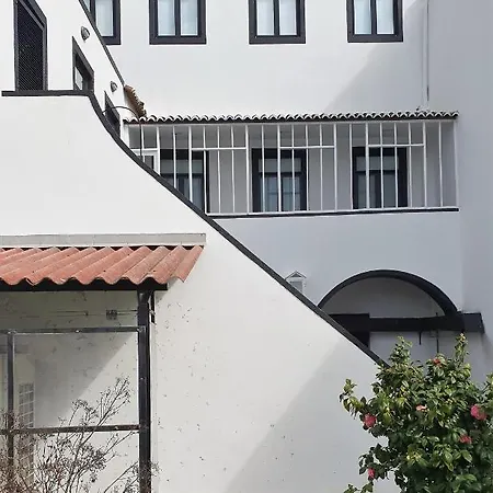 Casa Do Teatro 招待所 蓬塔德尔加达