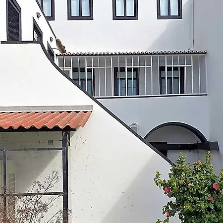 بيت ضيافة Casa Do Teatro Ponta Delgada
